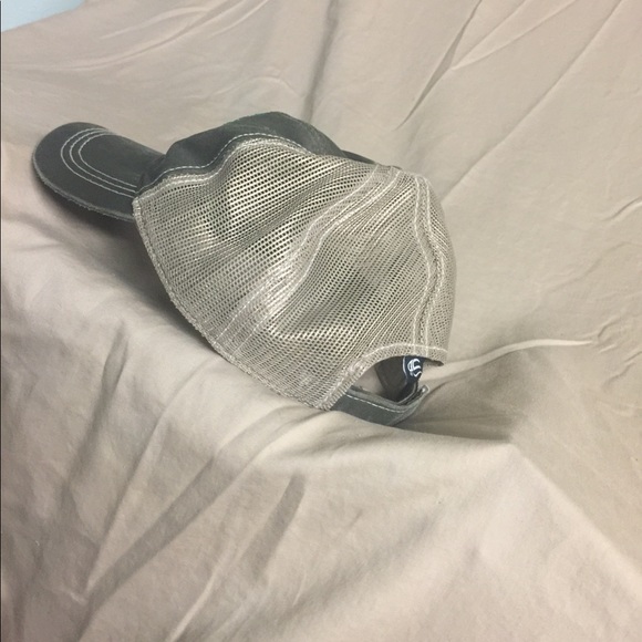 4 H Graphic Cap - Picture 8 of 9